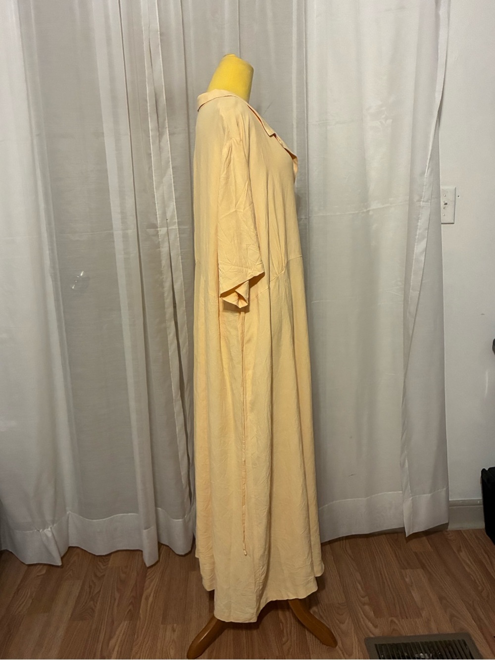 Avenue Yellow Maxi Dress Button Down Size 20 Short Sleeve - Picture 2 of 10